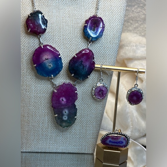 Vintage Solar Quartz Beads, Blue Pink and Gray Colored necklace, Ring & Earrings - Picture 3 of 12